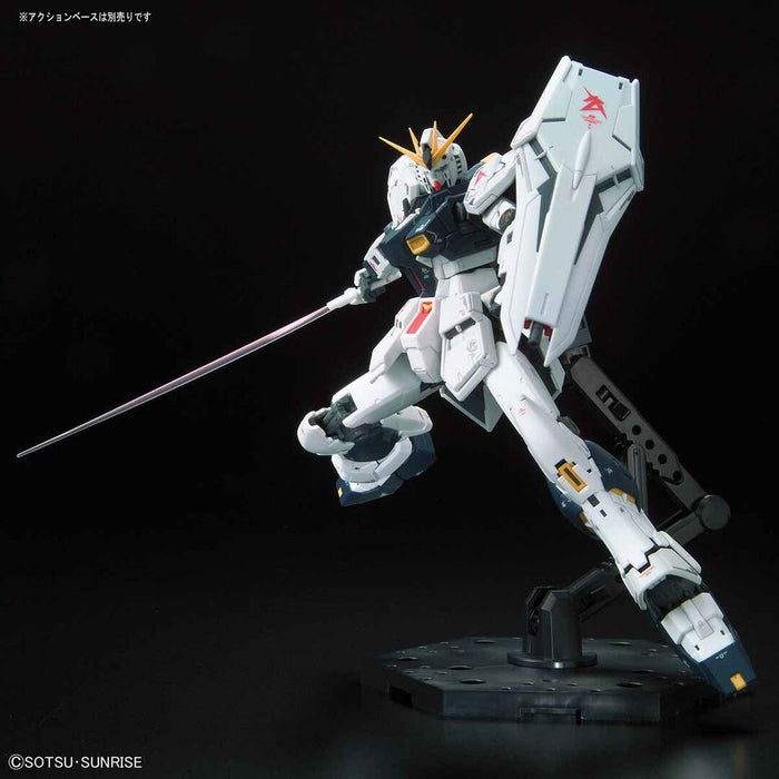 Bandai Gundam Model Kit, 1/144 RG RX-93 V NU Gundam RG32