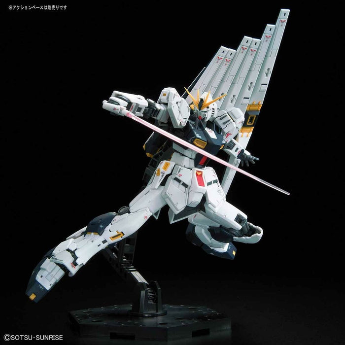 Bandai Gundam Model Kit, 1/144 RG RX-93 V NU Gundam RG32