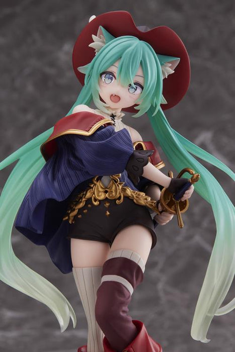 TAITO Vocaloid Hatsune Miku (Puss in Boots Ver.) Wonderland Figure