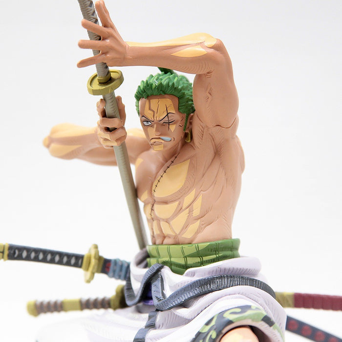 BANDAI BANPRESTO One Piece World Figure Colosseum 3 Super Master Stars Piece Roronoa Zoro (Two Dimensions) Figure