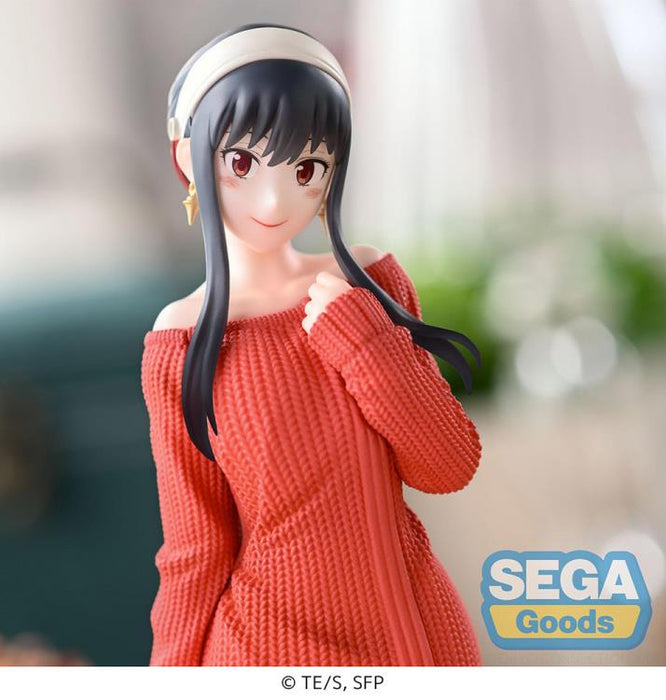 SEGA Spy x Family Yor Forger (Plain Clothes) Premium Figure