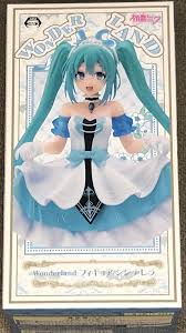 Taito Vocaloid Hatsune Miku (Cinderella) Wonderland Figure