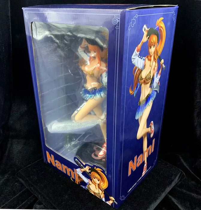 ONE PIECE FIGURE - LADY NAMI FIGURE