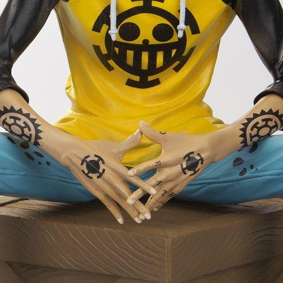 PRE-ORDER One Piece Archive Collection No.5 Trafalgar Law 17cm Limited Figure