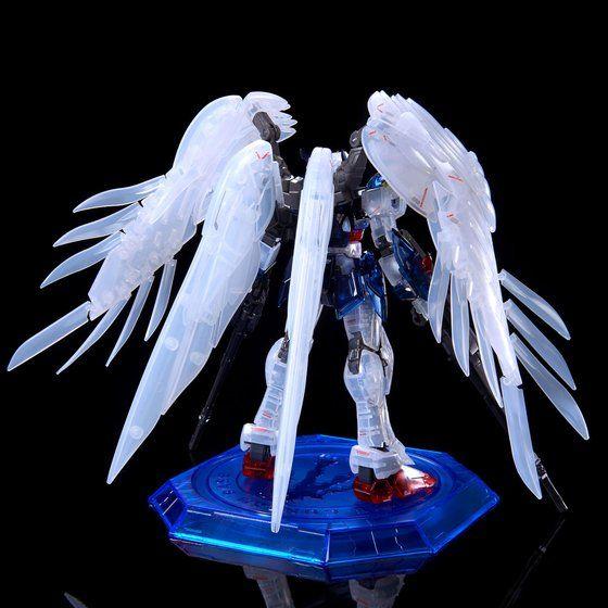 RG 1/144 Gundam Base Limited Wing Gundam Zero EW (Clear Colour) Figure Limited