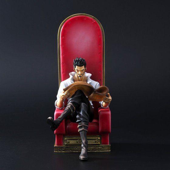 PRE-ORDER One Piece Collection JuraCure Mihawk Limited Figure