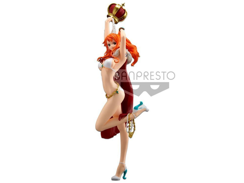 ONE PIECE STAMPEDE MOVIE - FLAG DIAMOND SHIP - NAMI FIGURE