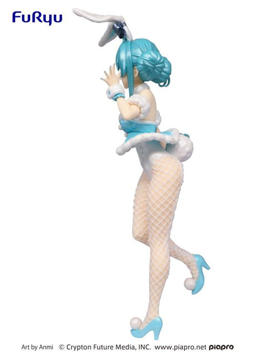 FURYU Vocaloid BiCute Bunnies Hatsune Miku White Rabbit (Pearl Color Ver.) Figure