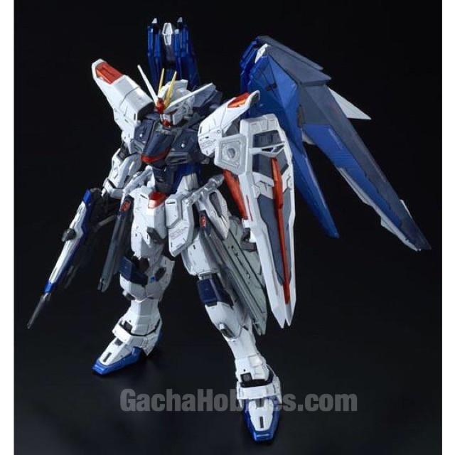 PRE-ORDER MG 1/100 Freedom Gundam Model Kit Set