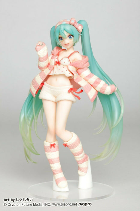 Taito Hatsune Miku Taito Miku Costumes room wear ver. Figure